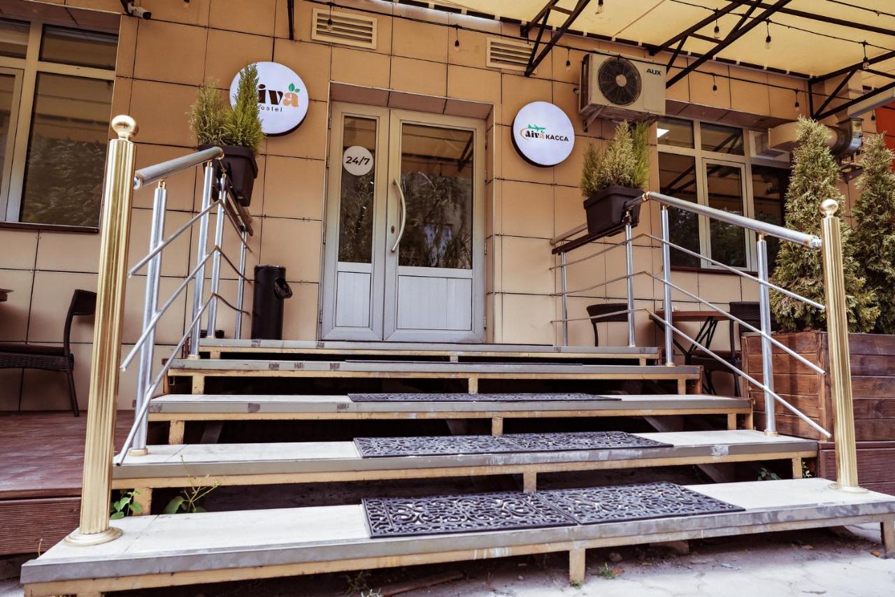 Aiva Hostel ビシュケク エクステリア 写真