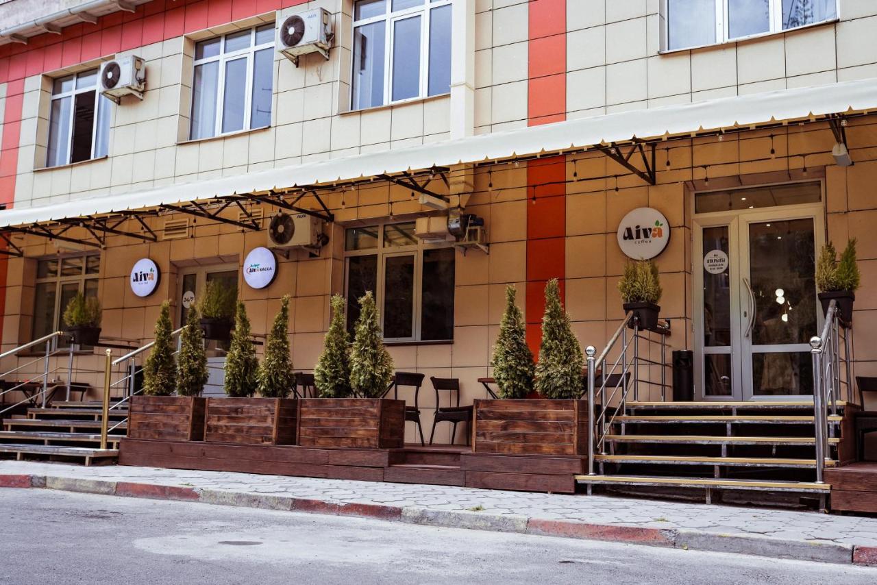 Aiva Hostel ビシュケク エクステリア 写真